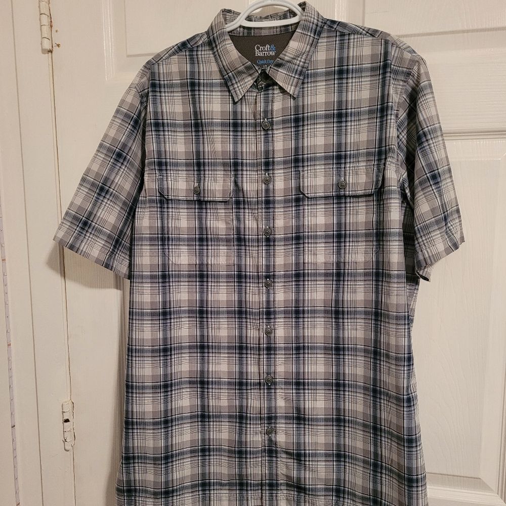 Croft & Barrow quick dry short sleeve‎ botton up shirt